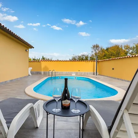 Holiday home Gorgeous In With Wifi