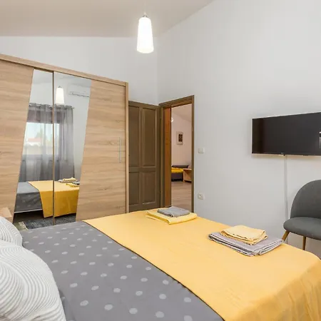 Gorgeous In With Wifi Holiday home Galizana