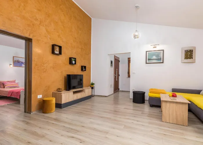 Gorgeous In With Wifi Galizana