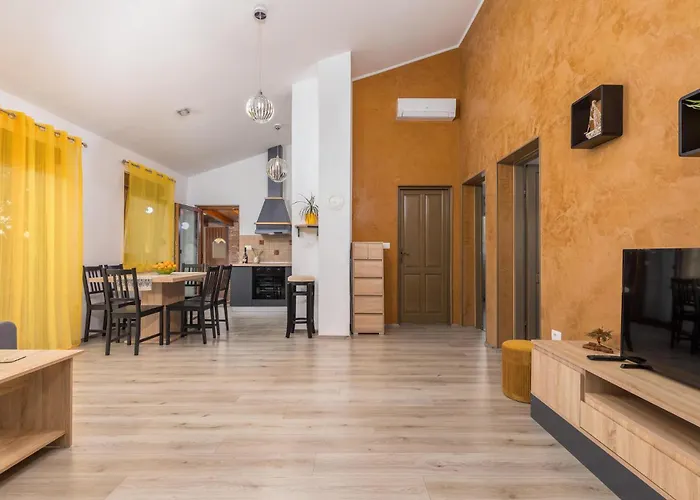 Gorgeous In With Wifi Galizana